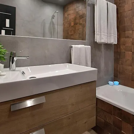 Apartament Oficentro Deluxe *