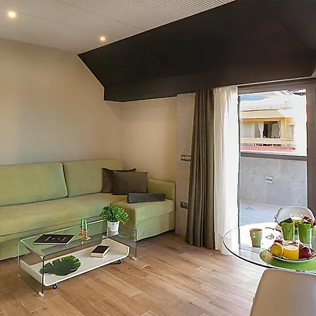 Oficentro Deluxe Apartamento